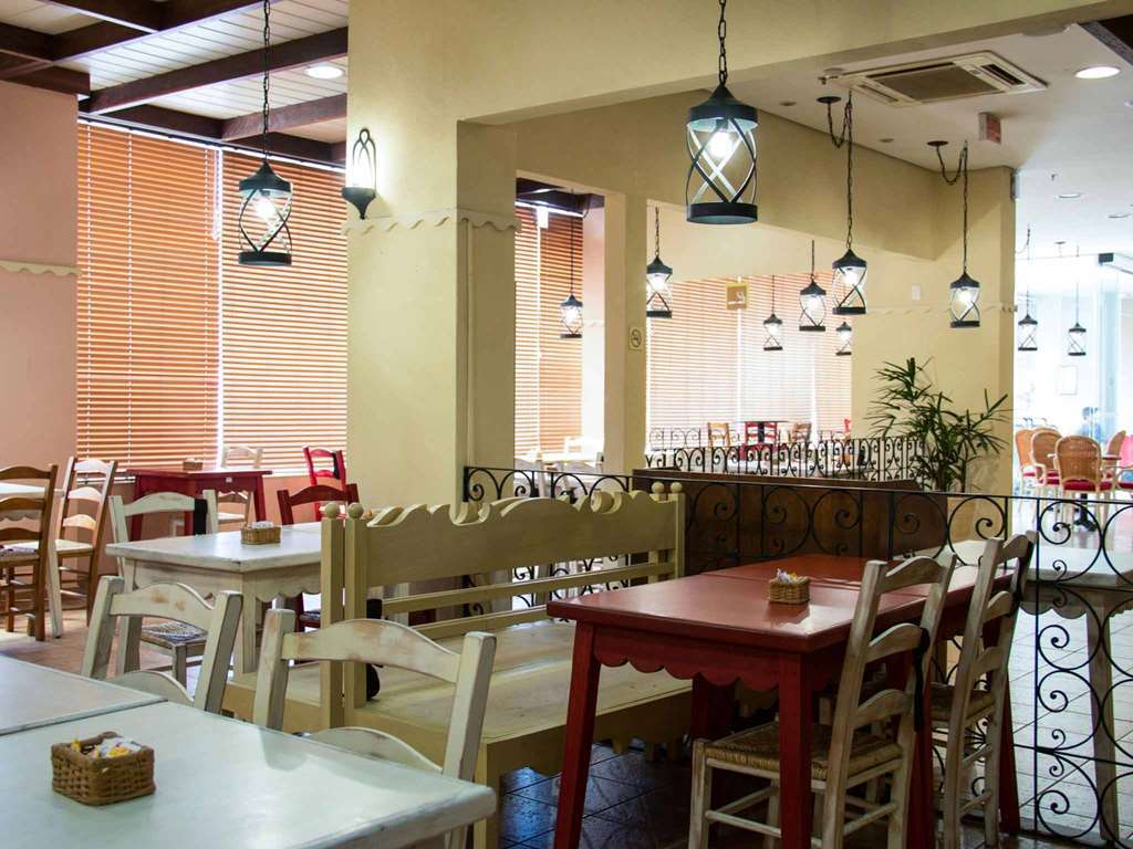 Ibis Navegantes Itajai 호텔 레스토랑 사진