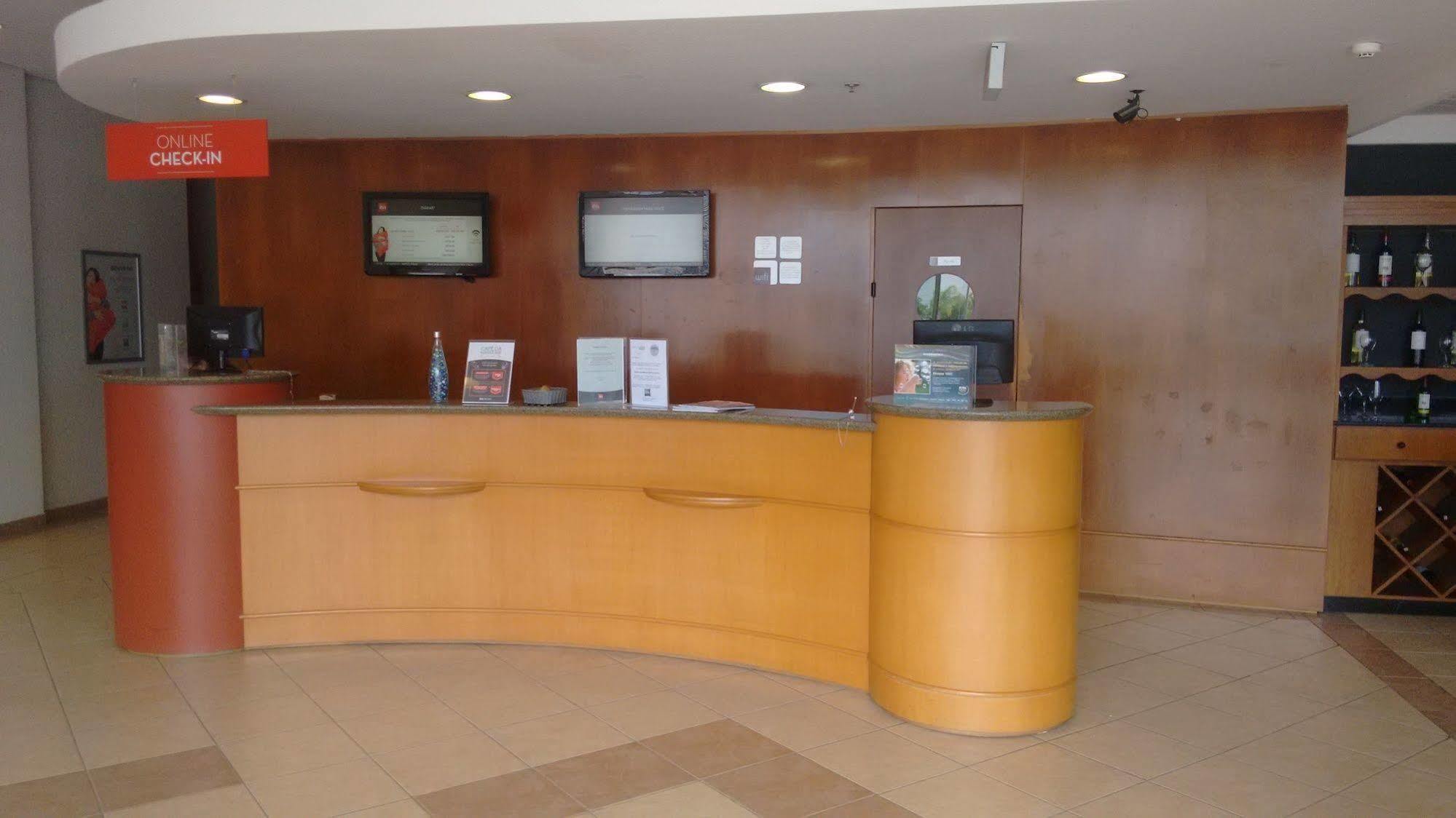 Ibis Navegantes Itajai 호텔 외부 사진